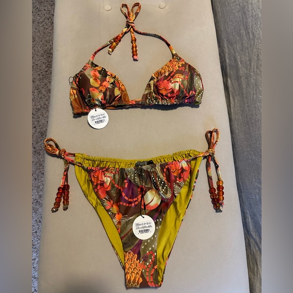 ANDREA IYAMAH REVERSIBLE BIKINI - Picture 5 of 7